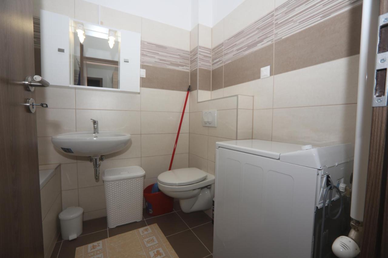 Ádám Guesthouse I. Kecskemét Esterno foto