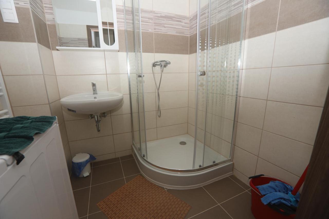 Ádám Guesthouse I. Kecskemét Esterno foto