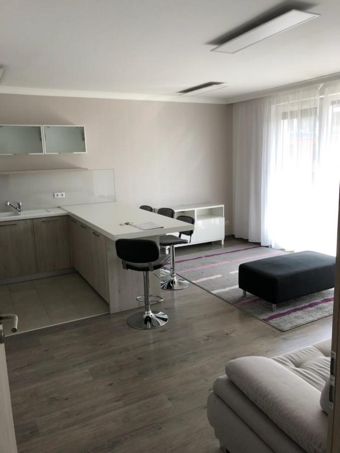 Ádám Guesthouse I. Kecskemét Esterno foto