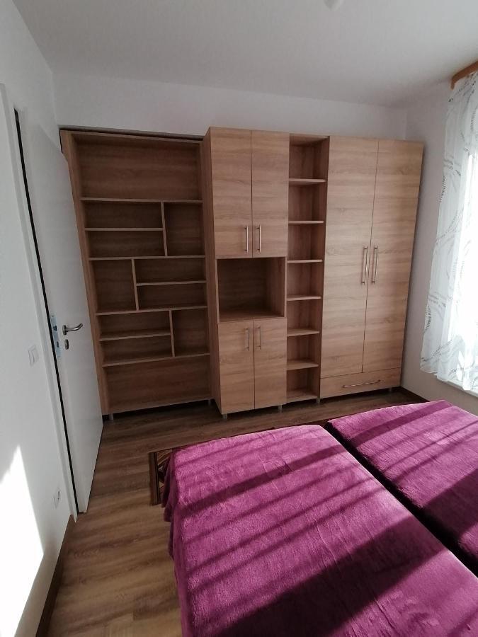 Ádám Guesthouse I. Kecskemét Esterno foto