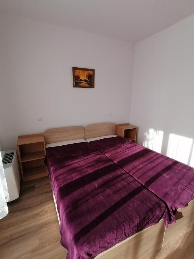 Ádám Guesthouse I. Kecskemét Esterno foto