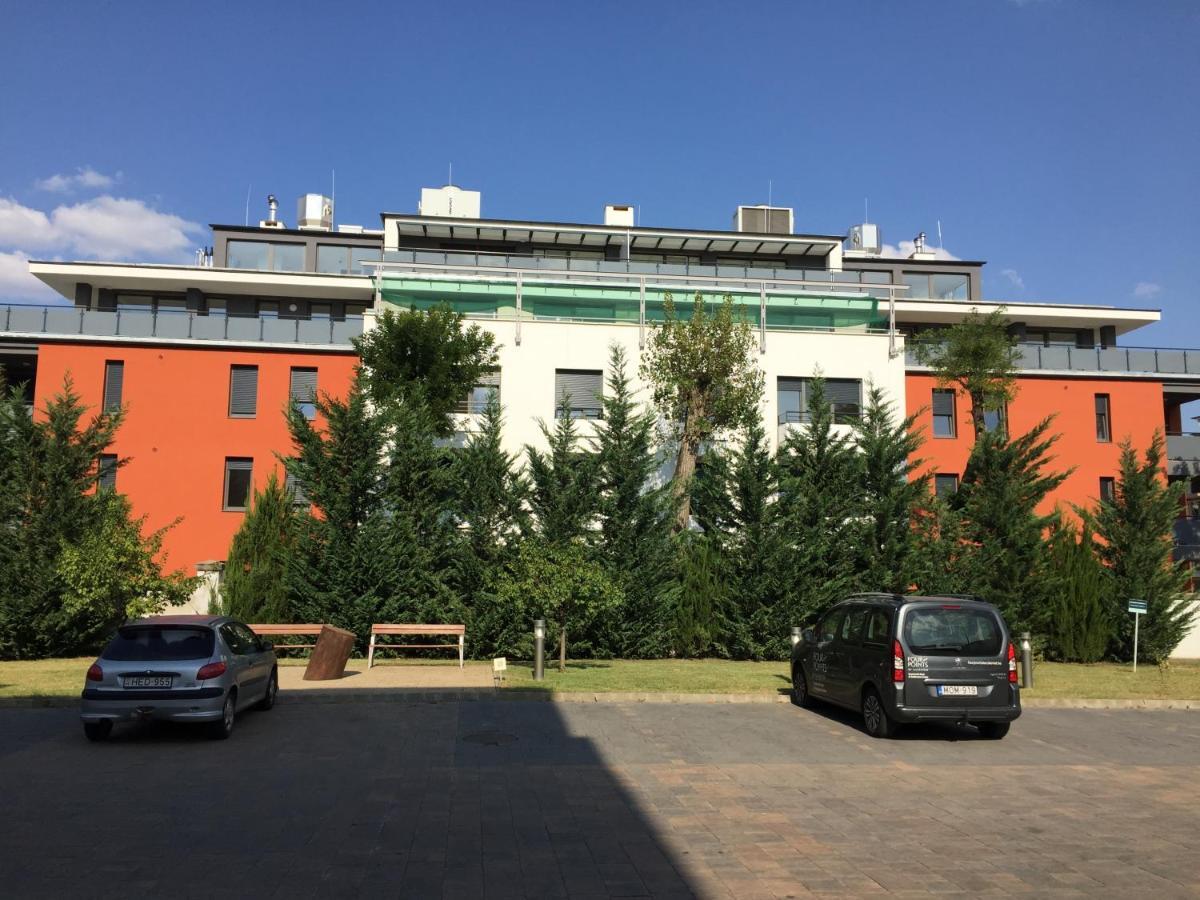 Ádám Guesthouse I. Kecskemét Esterno foto