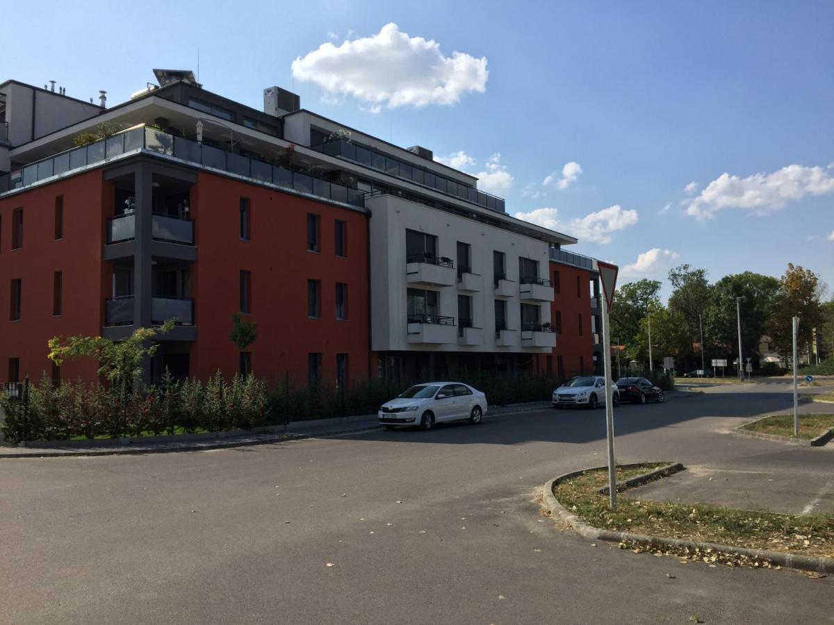 Ádám Guesthouse I. Kecskemét Esterno foto